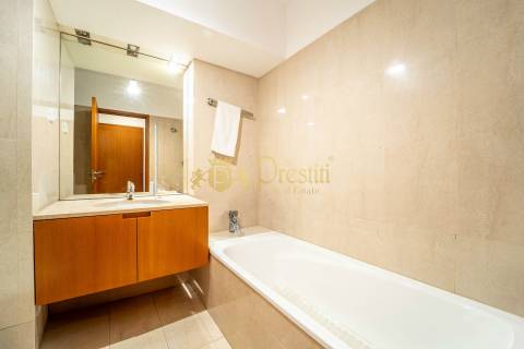 Apartamento T2 à Venda em Creixomil, Guimarães