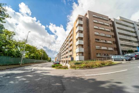Arrenda-se Apartamento T3 na Costa, Guimarães