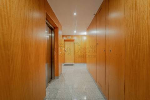 Arrenda-se Apartamento T3 na Costa, Guimarães