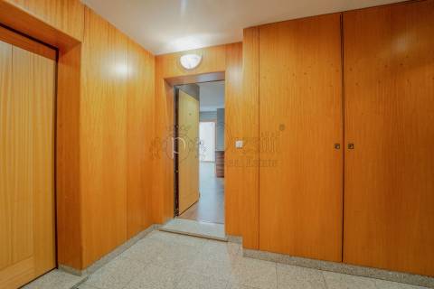Arrenda-se Apartamento T3 na Costa, Guimarães