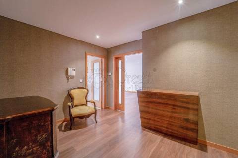 Arrenda-se Apartamento T3 na Costa, Guimarães