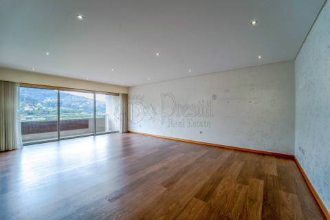 Arrenda-se Apartamento T3 na Costa, Guimarães