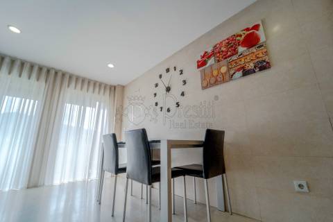Arrenda-se Apartamento T3 na Costa, Guimarães