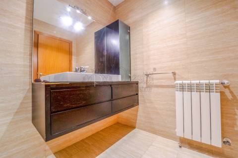 Arrenda-se Apartamento T3 na Costa, Guimarães