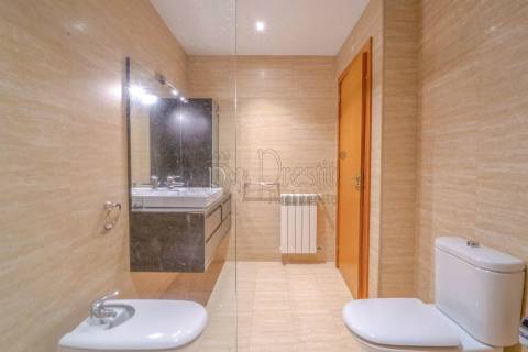 Arrenda-se Apartamento T3 na Costa, Guimarães