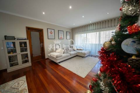 Apartamento T3 em Azurém – Excelente Localização