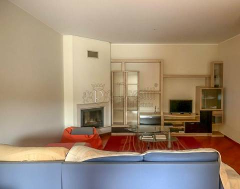 Apartamento 2 Suites em Esmeriz – Conforto, Modernidade