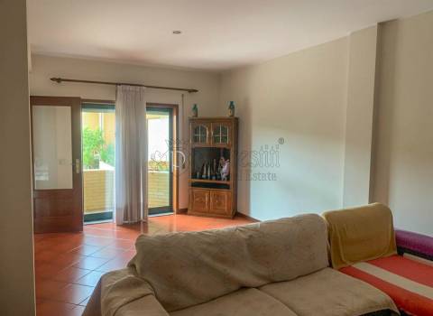 Apartamento 2 Suites em Esmeriz – Conforto, Modernidade