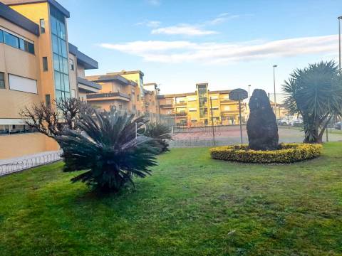 Apartamento 2 Suites em Esmeriz – Conforto, Modernidade