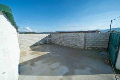 Excelente Oportunidade, Moradia T5 em Lordelo, Guimarães