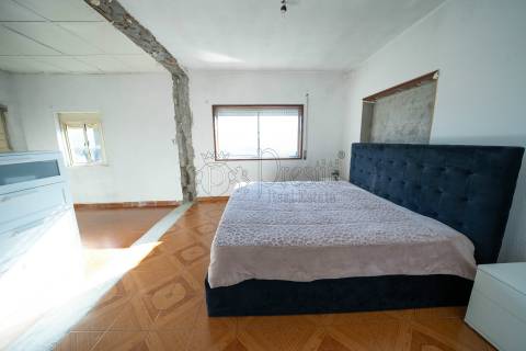 Excelente Oportunidade, Moradia T5 em Lordelo, Guimarães