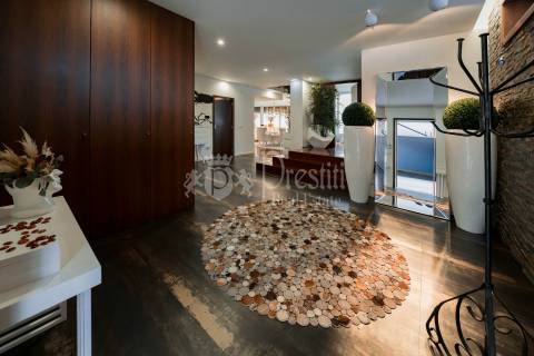 Moradia Única com Vista Deslumbrante, a Minutos de Guimarães