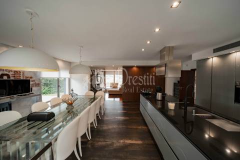 Moradia Única com Vista Deslumbrante, a Minutos de Guimarães