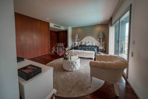 Moradia Única com Vista Deslumbrante, a Minutos de Guimarães