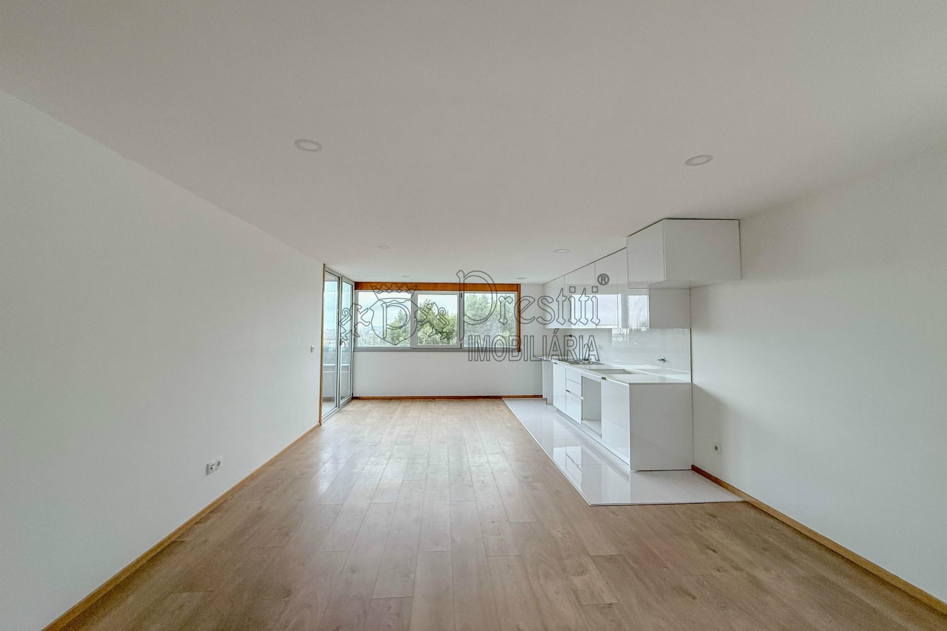 Apartamento T2 para Arrendar em Guimarães