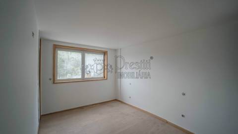 Apartamento T2 para Arrendar em Guimarães
