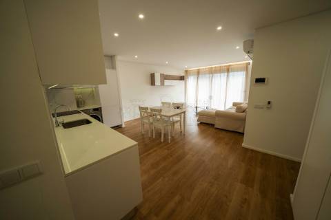 Começar uma nova história num T1 cheio de encanto em Oliveira, São Paio, São Sebastião