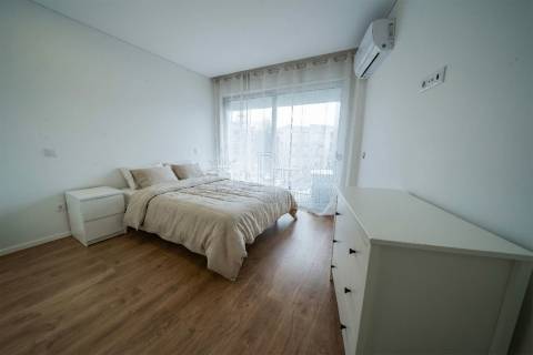 Começar uma nova história num T1 cheio de encanto em Oliveira, São Paio, São Sebastião