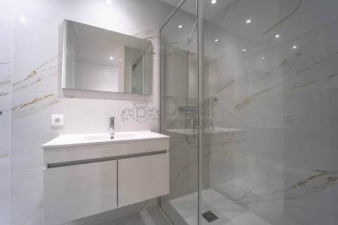 Apartamento 2 Suites para Arrendar em Guimarães