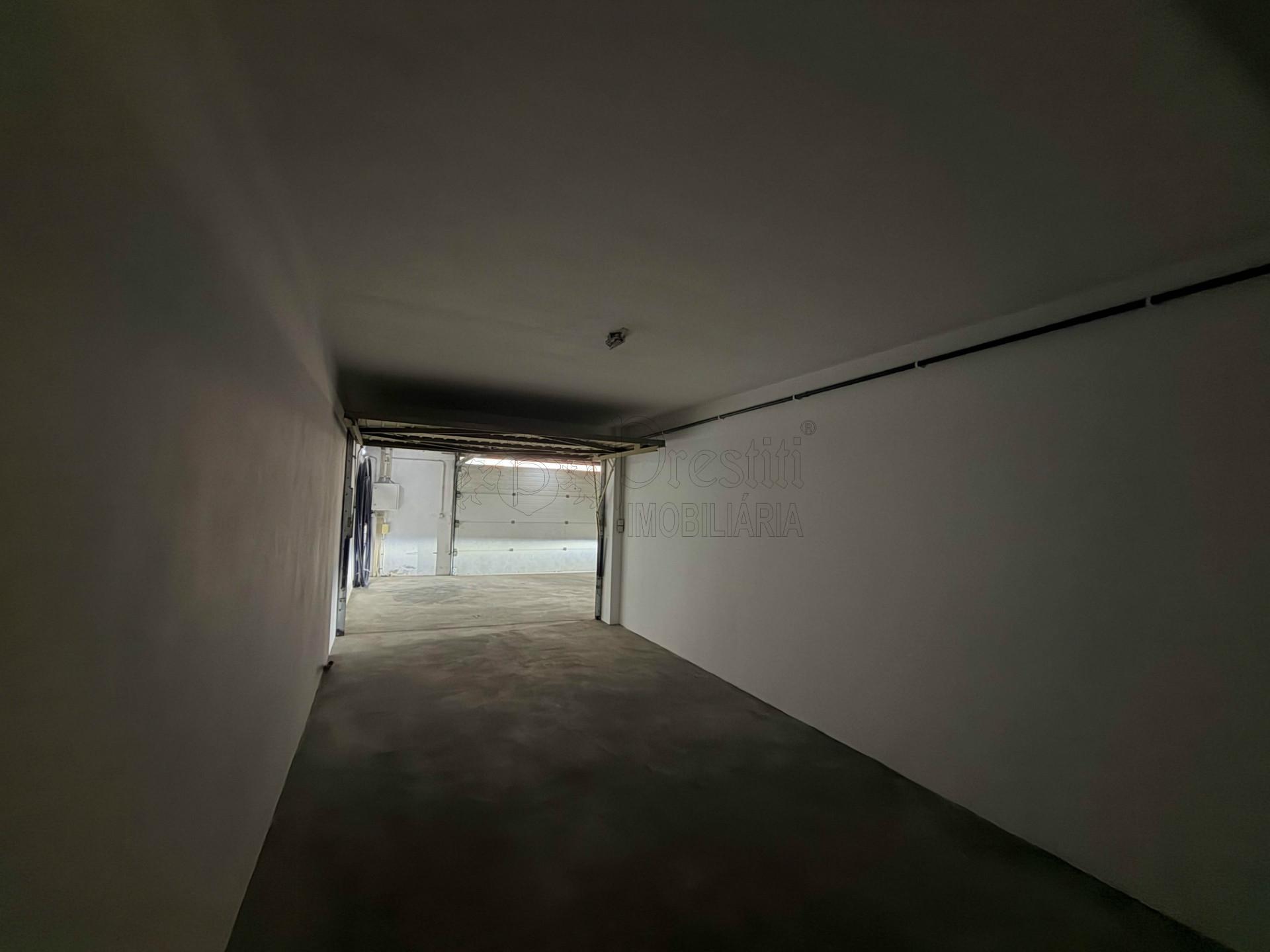 Arrenda-se Garagem na Costa, Guimarães