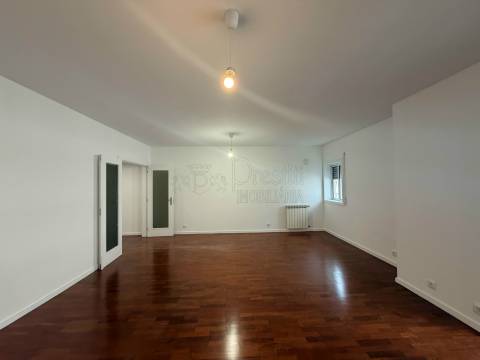 Apartamento T3 Duplex para alugar em Guimarães