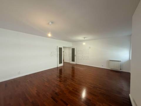 Apartamento T3 Duplex para alugar em Guimarães