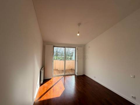 Apartamento T3 Duplex para alugar em Guimarães