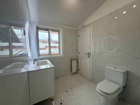 Apartamento T3 Duplex para alugar em Guimarães