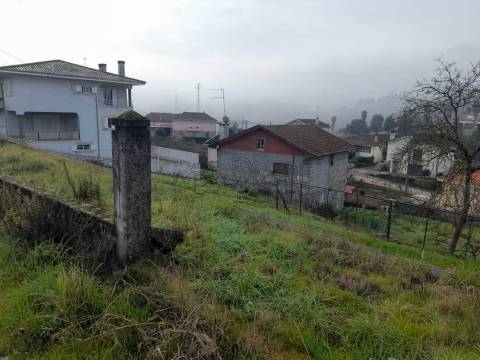 Moradia T3 à venda em Marco de Canaveses