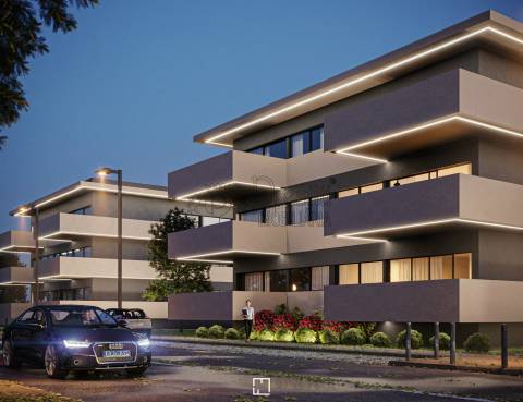 Apartamento T3 à venda em Condomínio Fechado