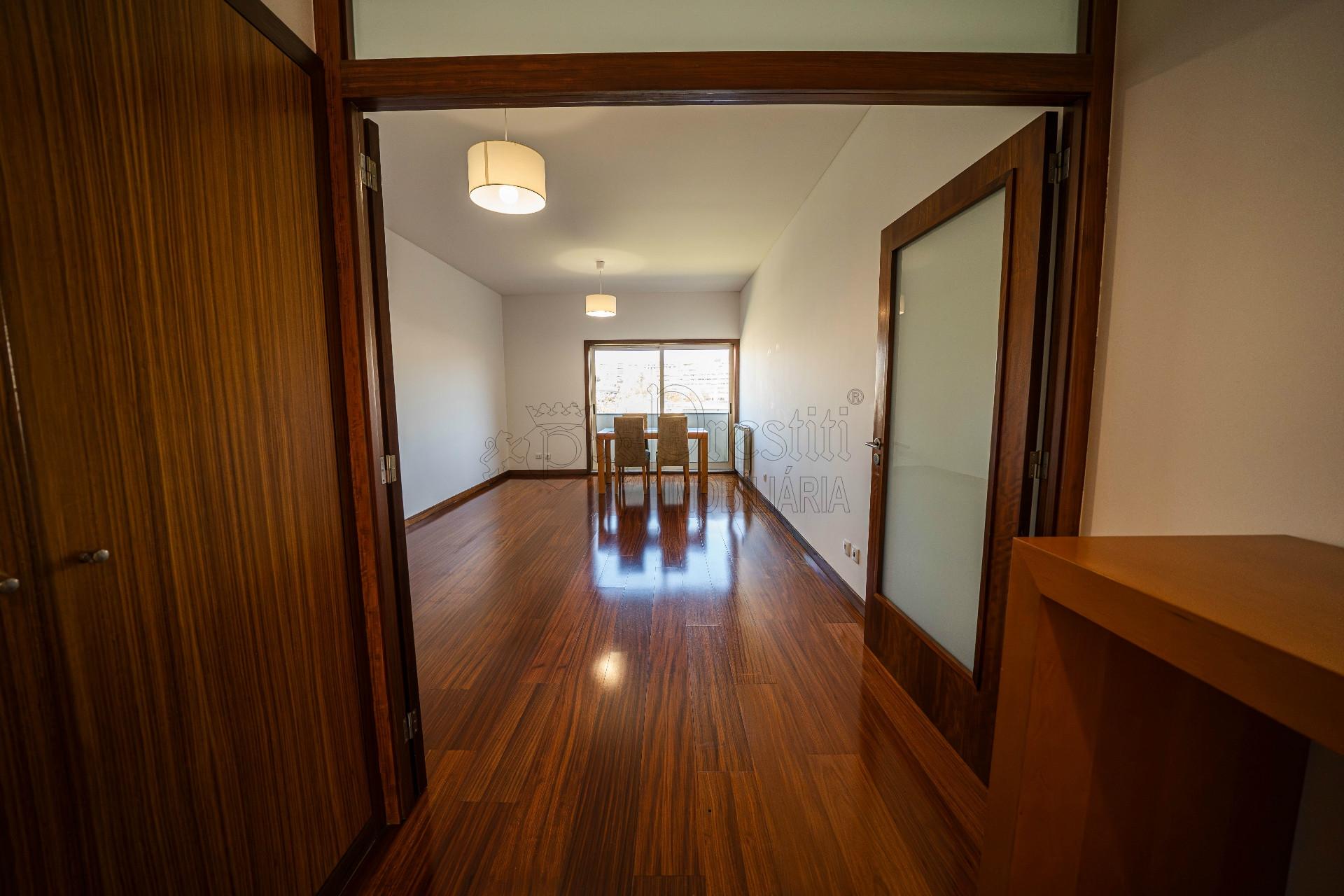 Apartamento T2 para alugar Junto ao Guimarães Shopping