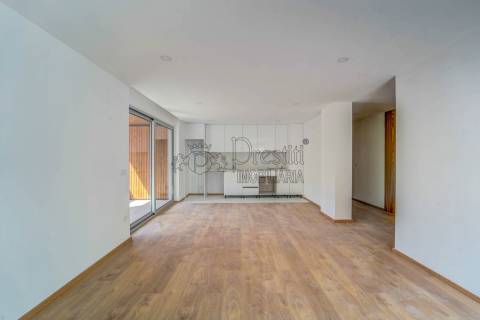 Apartamento T2 para Arrendar em Guimarães