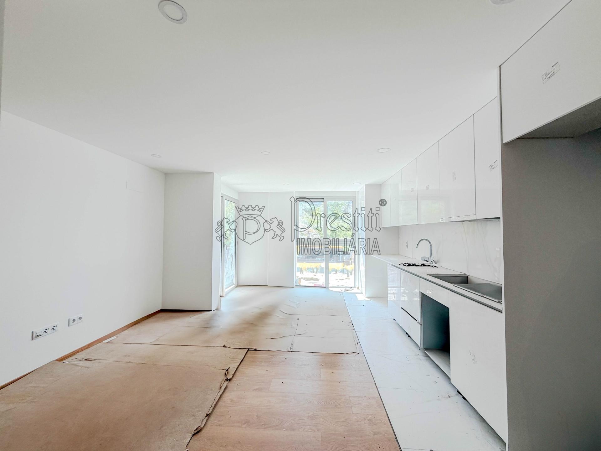 Apartamento T2 para Arrendar em Guimarães