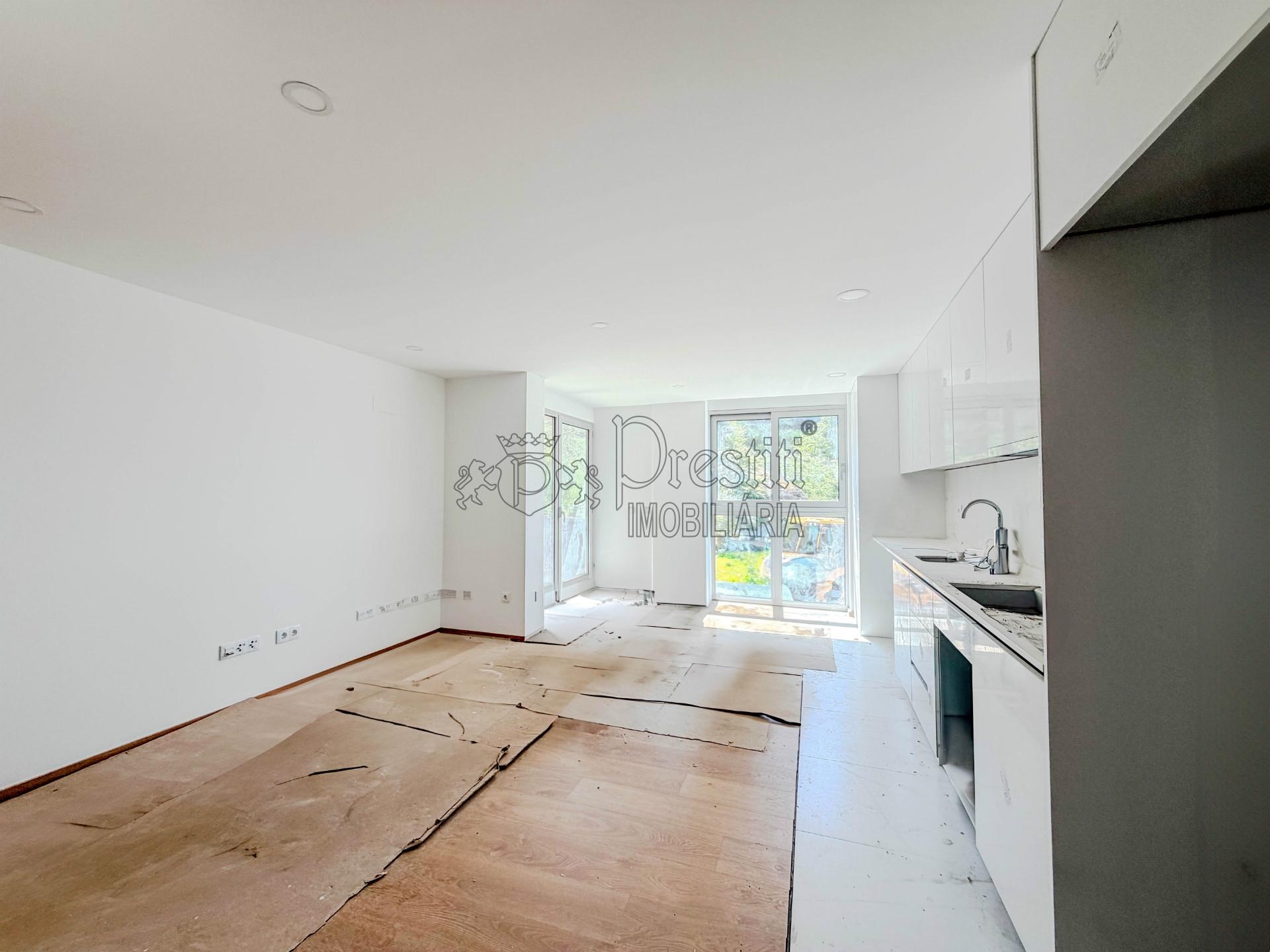 Apartamento T2 para Arrendar em Guimarães