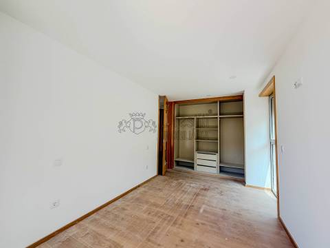 Apartamento T2 para Arrendar em Guimarães