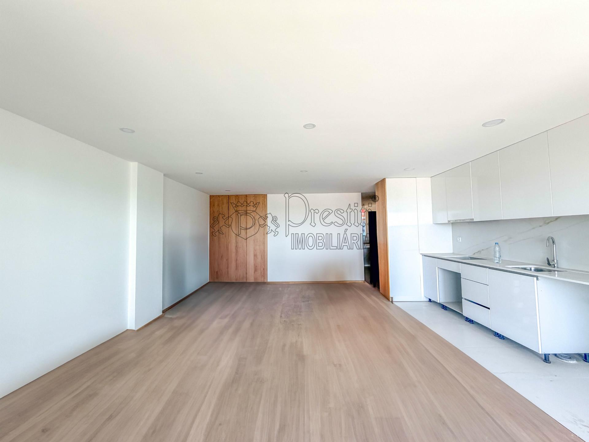 Apartamento T2 para Arrendar em Guimarães - desde 860€