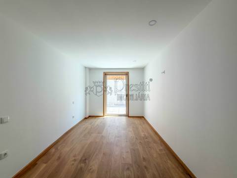 Apartamento T2 para Arrendar em Guimarães - desde 860€