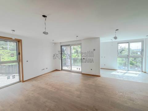 Apartamento T2 para Arrendar em Guimarães - desde 850€