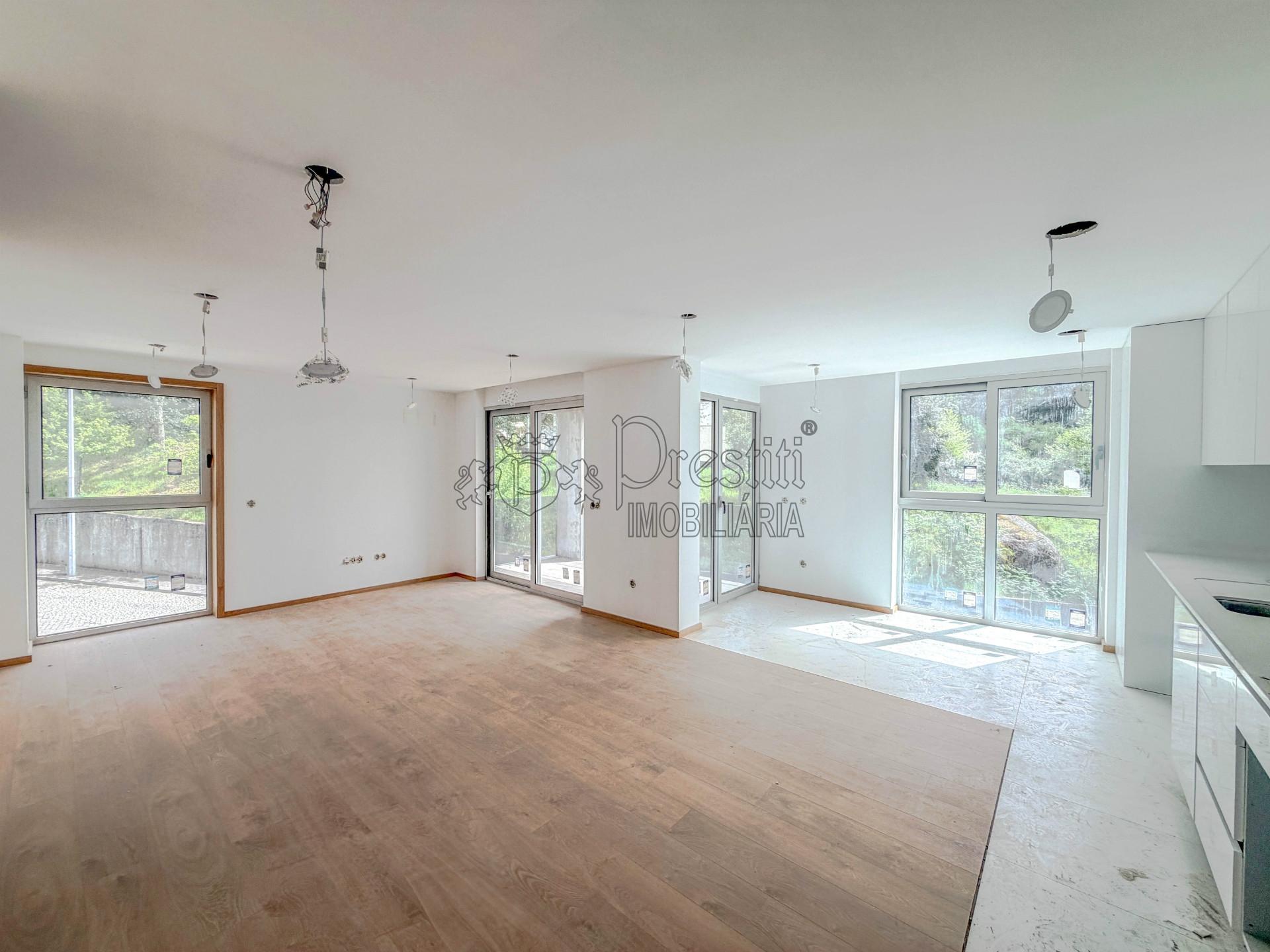 Apartamento T2 para Arrendar em Guimarães - desde 850€