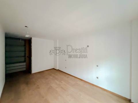Apartamento T2 para Arrendar em Guimarães