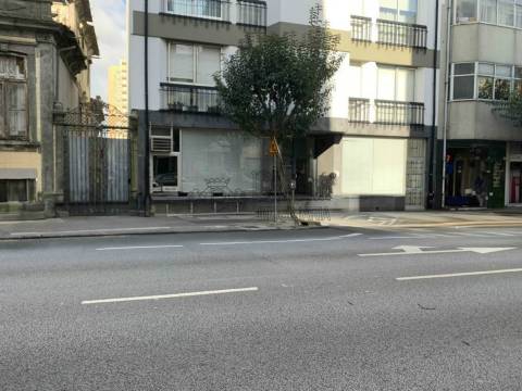 Lojas para venda - são vendidas em conjunto
