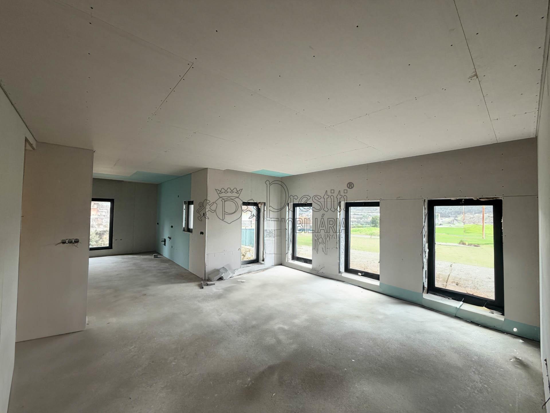 Apartamento T3 para alugar em Moreira de Cónegos
