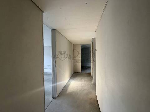 Apartamento T3 para alugar em Moreira de Cónegos