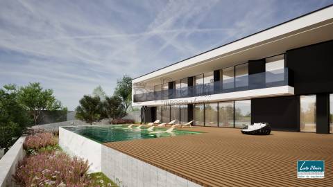 Moradia T4+1 com 4 Suites e piscina privativa em Guimarães