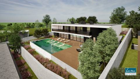 Moradia T4+1 com 4 Suites e piscina privativa em Guimarães