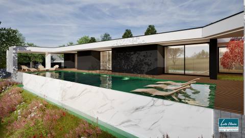 Moradia T4 de Luxo com Piscina em Guimarães