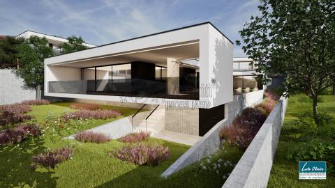 Moradia T4 de Luxo com Piscina em Guimarães