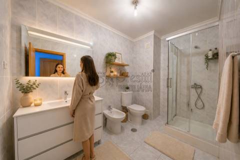 Apartamento T2 com Terraço para Alugar em Aldão