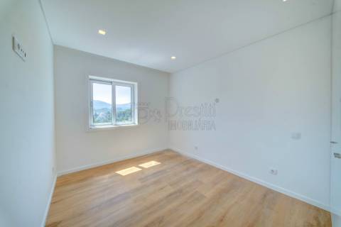 Apartamento T3 Duplex para alugar em Vizela