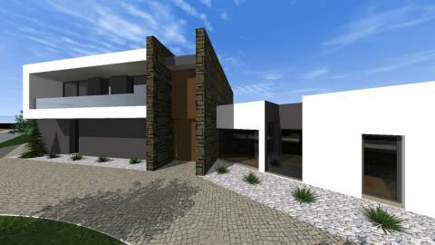 Lote de terreno com 5000m2 com projeto em Castelo Branco